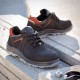 Pantofi de piele nubuk S3 ESD, bombeu compozit, lamela Kevlar Pantofi de piele nubuk S3 ESD, bombeu compozit, lamela Kevlar
