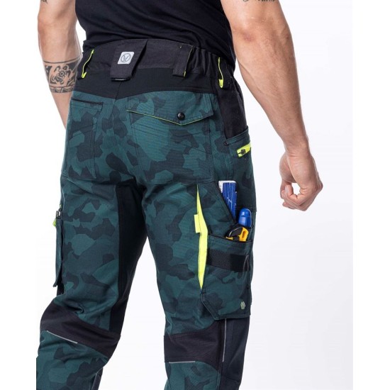 Pantaloni de lucru slim fit, model camuflaj, bumbac strech Pantaloni de lucru slim fit, model camuflaj, bumbac strech