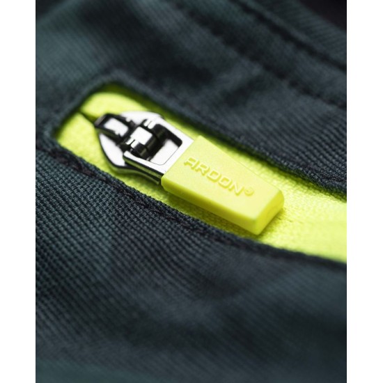 Pantaloni de lucru slim fit, model camuflaj, bumbac strech Pantaloni de lucru slim fit, model camuflaj, bumbac strech