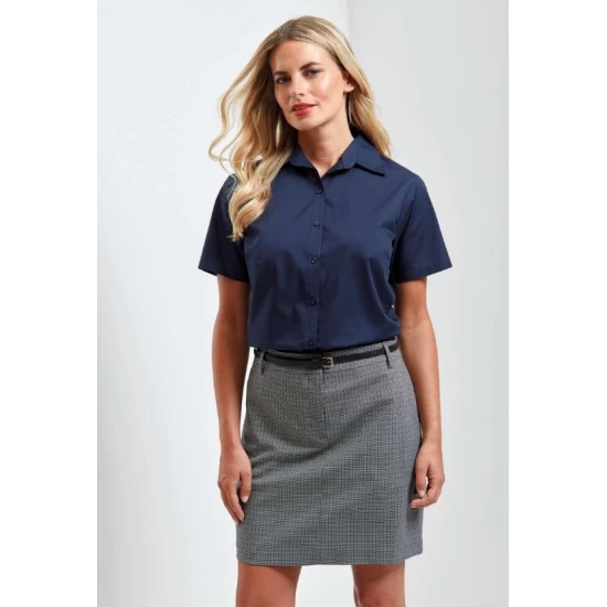 Camasa cu maneca scurta de femei, slim fit, 105 g/mp, Alb Camasa cu maneca scurta de femei, slim fit, 105 g/mp, Alb