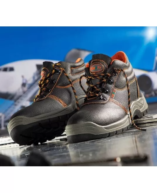 Bocanci de protectie  bombeu metalic si lamela, S1P [G1185] Negru