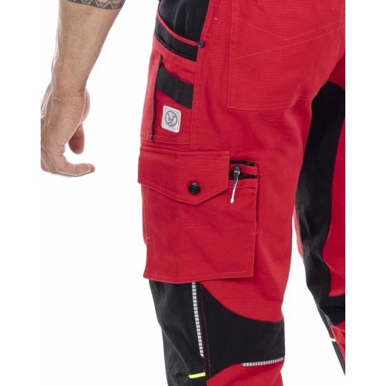 Salopeta cu pieptar 4xstretch premium slimfit, rosu Salopeta cu pieptar 4xstretch premium slimfit, rosu