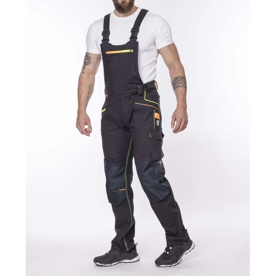 Salopeta cu pieptar strech, material durabil si comod, slim fit, negru Salopeta cu pieptar strech, material durabil si comod, slim fit, negru