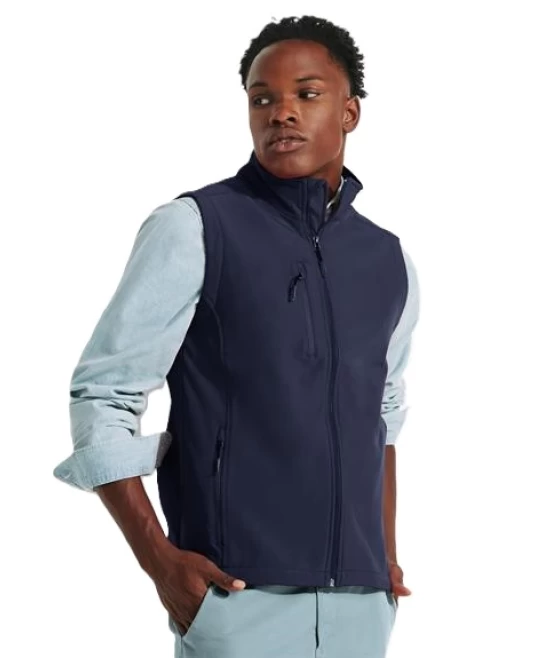 Vesta softshell barbati, negru, bleumarin, rosu